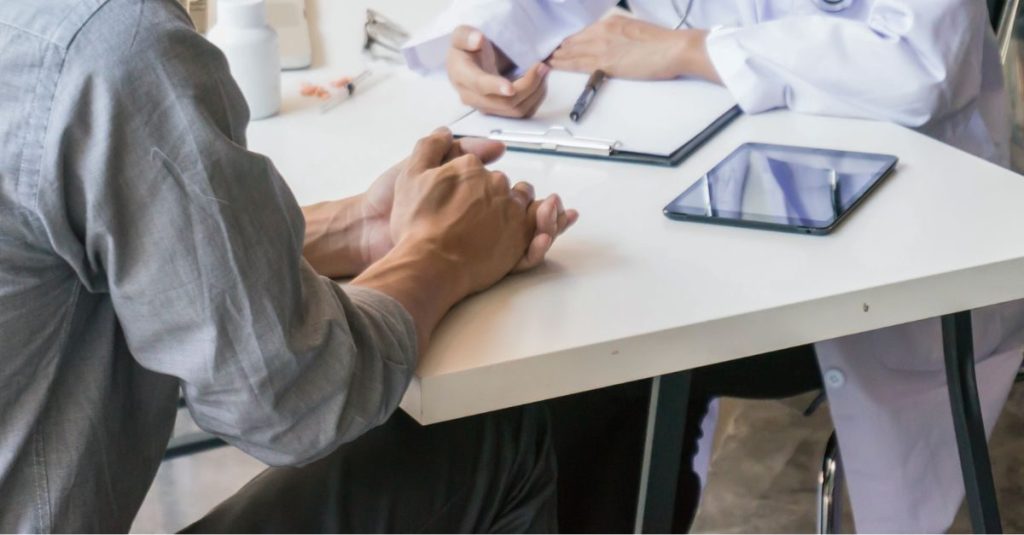 Se incluye el cáncer de pulmón como enfermedad profesional en relación con determinadas actividades laborales